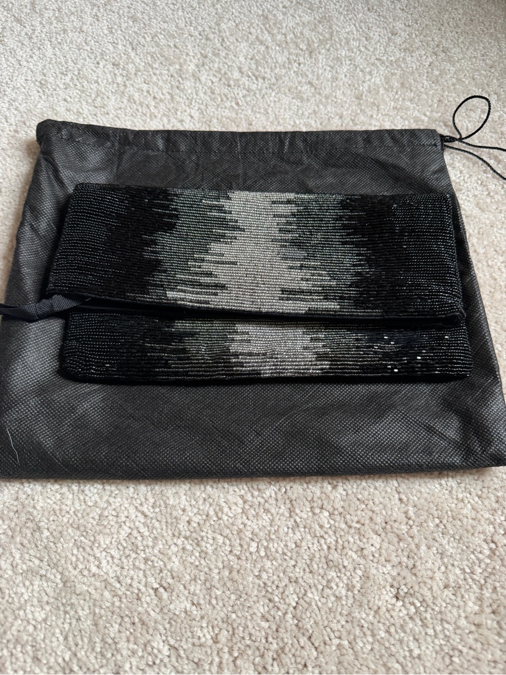White House🤍 Black Market 🖤 Beaded Fold-Over Clutch